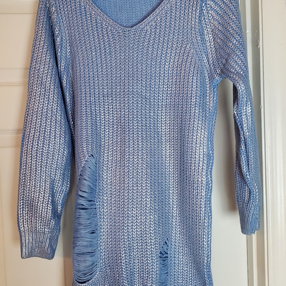 Sweater - Picture 1 of 4